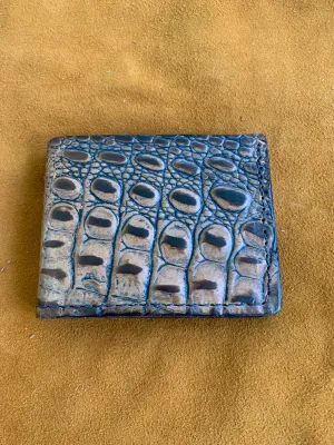 Crocodile Patterned Bi-Fold Leather Wallet