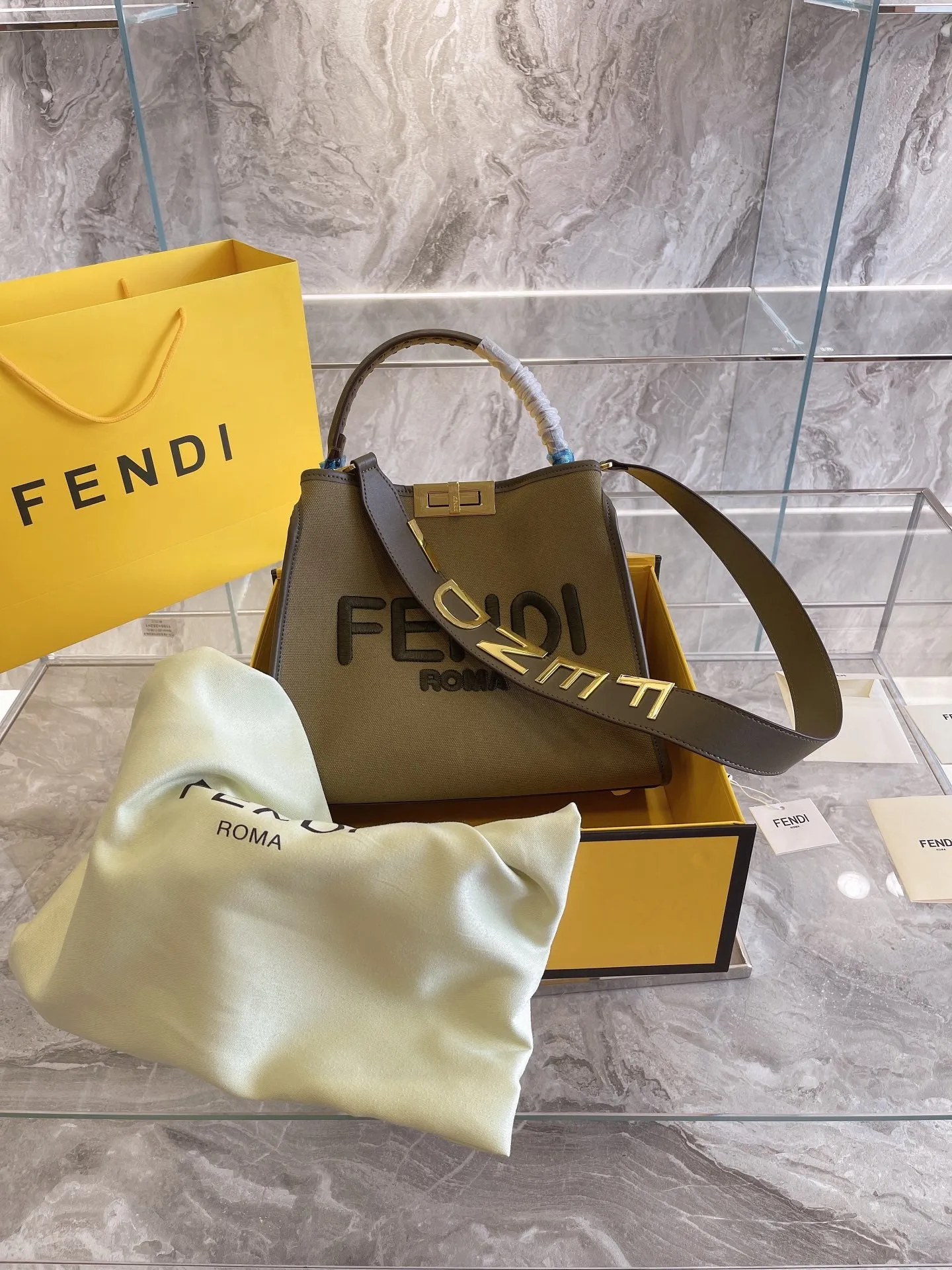 EN   Designer bags by Fendi 222