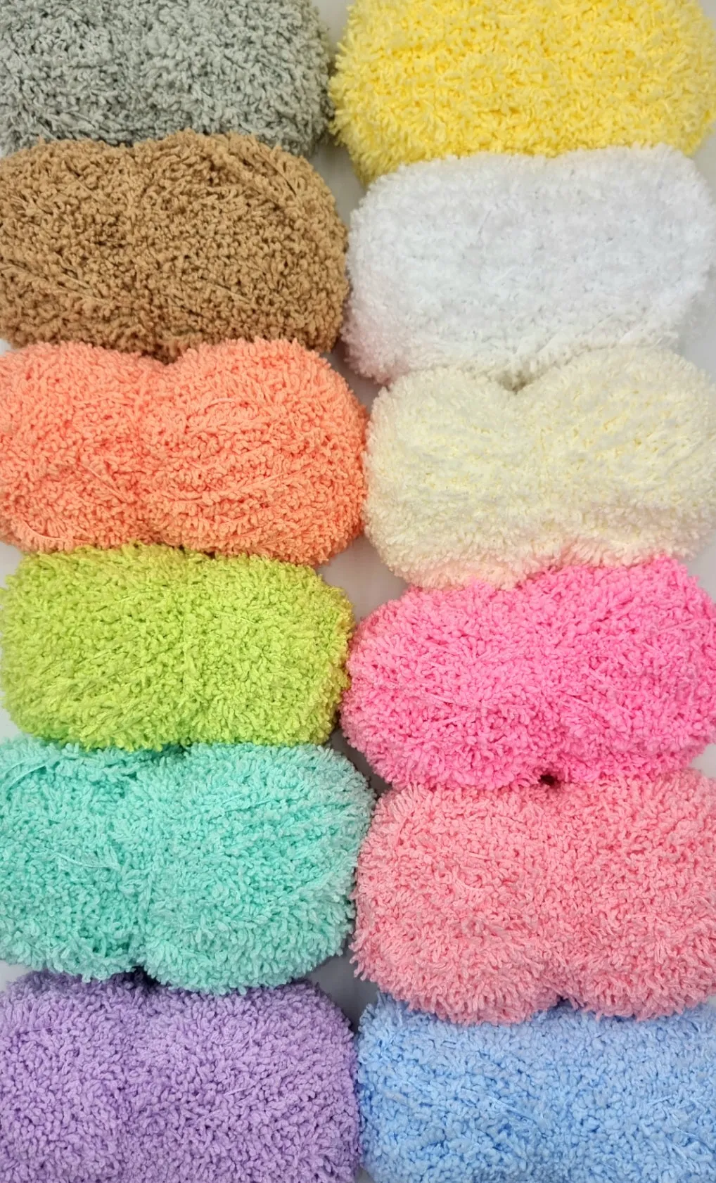 FLUFFY YARN COLLECTION