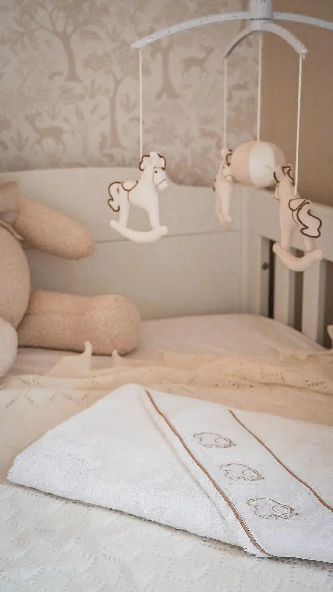 Hooded towel elephants beige*