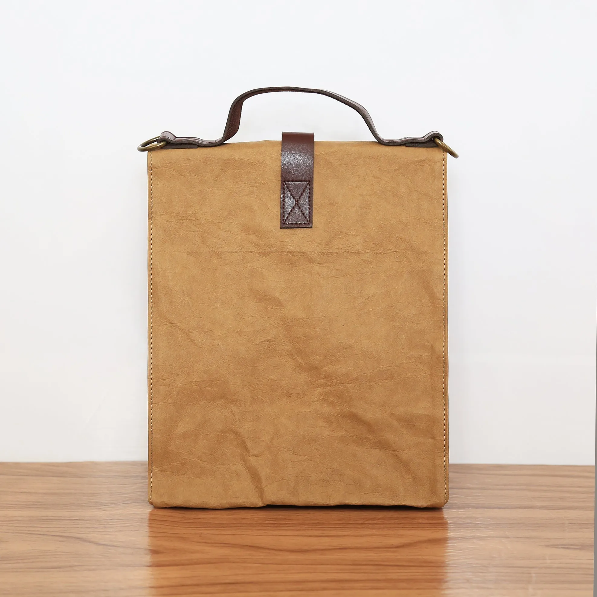 Paper Leather Retro Messenger Lunch Bag